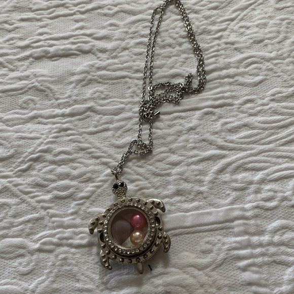 SEA TURTLE NECKLACE WITH PEARLS:SHELLS FASHION JEWELRY 16” - Picture 4 of 4